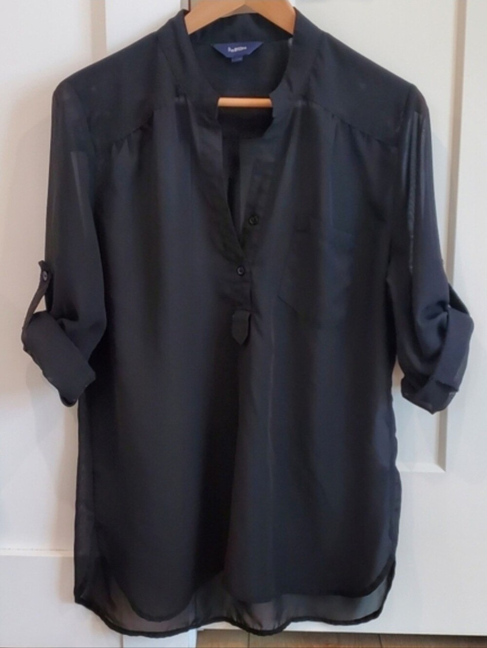 Reitmans Black Sheer 3/4 Sleeve Henley Blouse - Size Medium